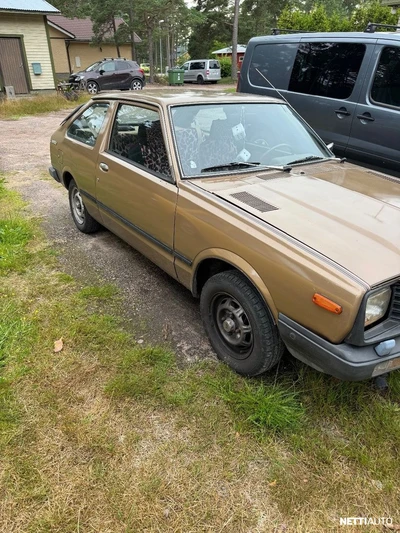 Datsun Cherry 1982, kuva 3/10