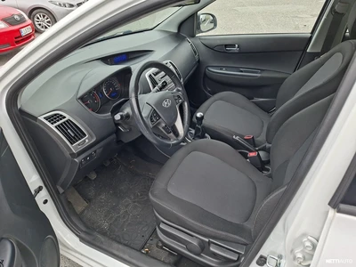 Hyundai i20 1,2 5MT GO 2015, photo 3/7