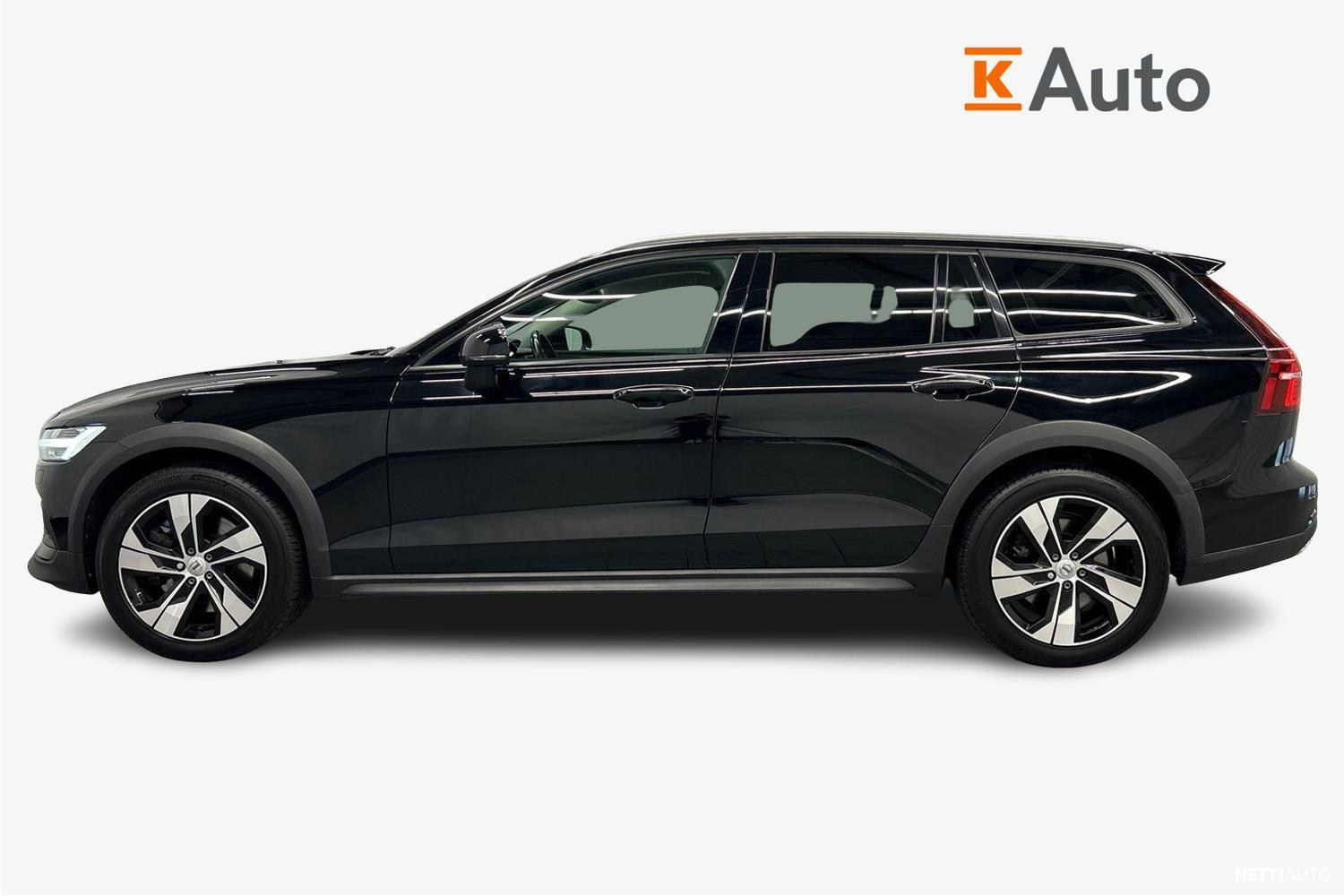 Volvo V60 Cross Country 2019, photo 5/25