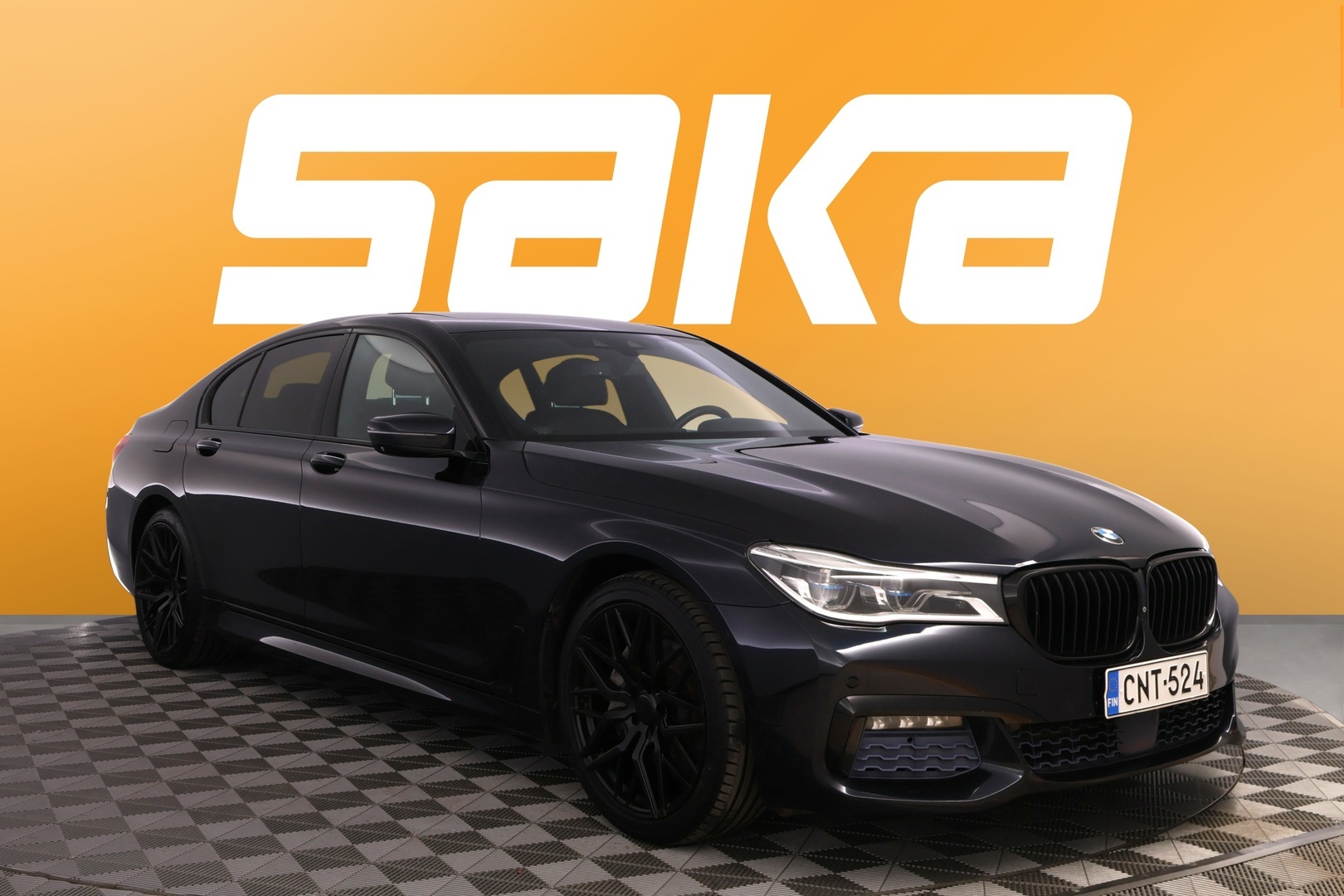 BMW 740
