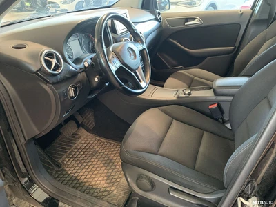 Mercedes-Benz B 2014, photo 6/38