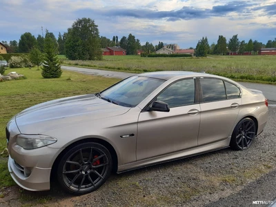 BMW 520 2012, photo 1/10