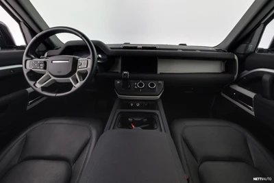 Land Rover Defender 2024, photo 7/18