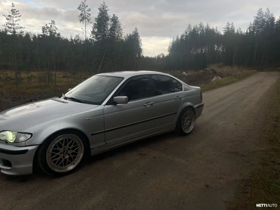 BMW 320 iA 2,2 4d 2001, photo 2/8