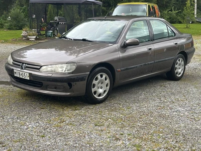Peugeot 406 SR 2.0 1997, photo 2/15