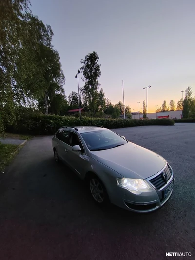 Volkswagen Passat 2010, kuva 1/23