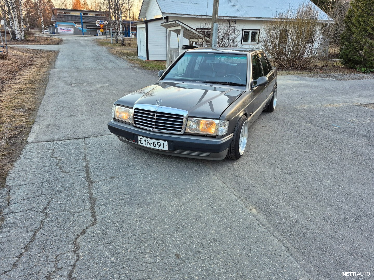Mercedes-Benz 190