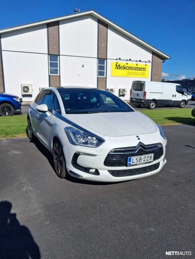 Citroen DS5 2014, kuva 1/3