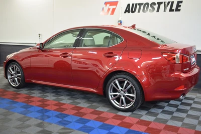 Lexus IS 2012, kuva 7/27