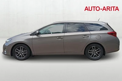 Toyota Auris 2014, photo 2/20