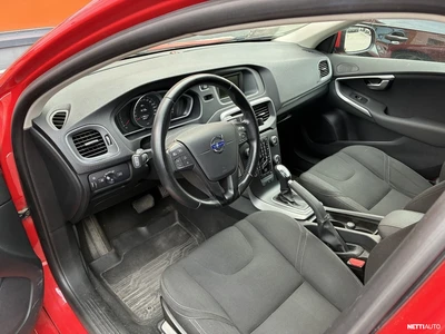 Volvo V40 D2 Business aut 2014, photo 4/5