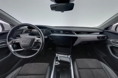 Audi e-tron Edition Advanced 50 quattro 2021, photo 7/17