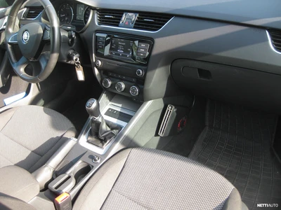 Skoda Octavia 2015, kuva 6/13