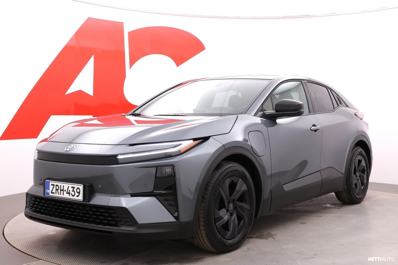 Toyota C-HR+