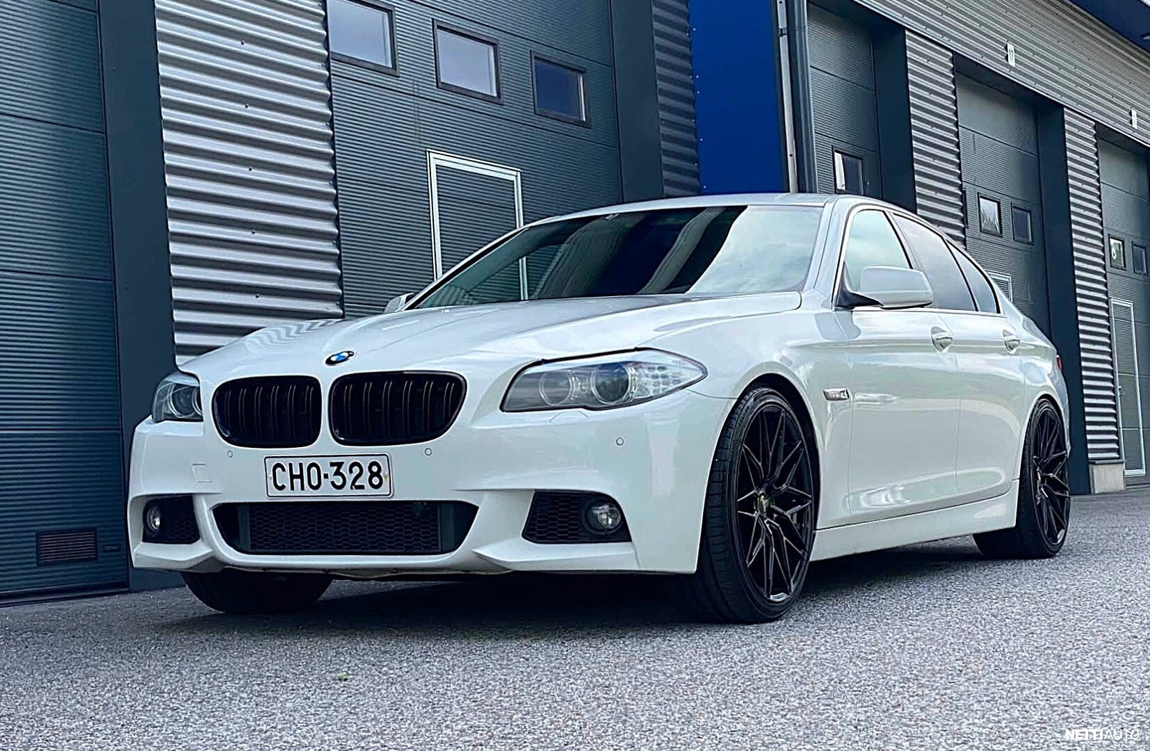 BMW 520
