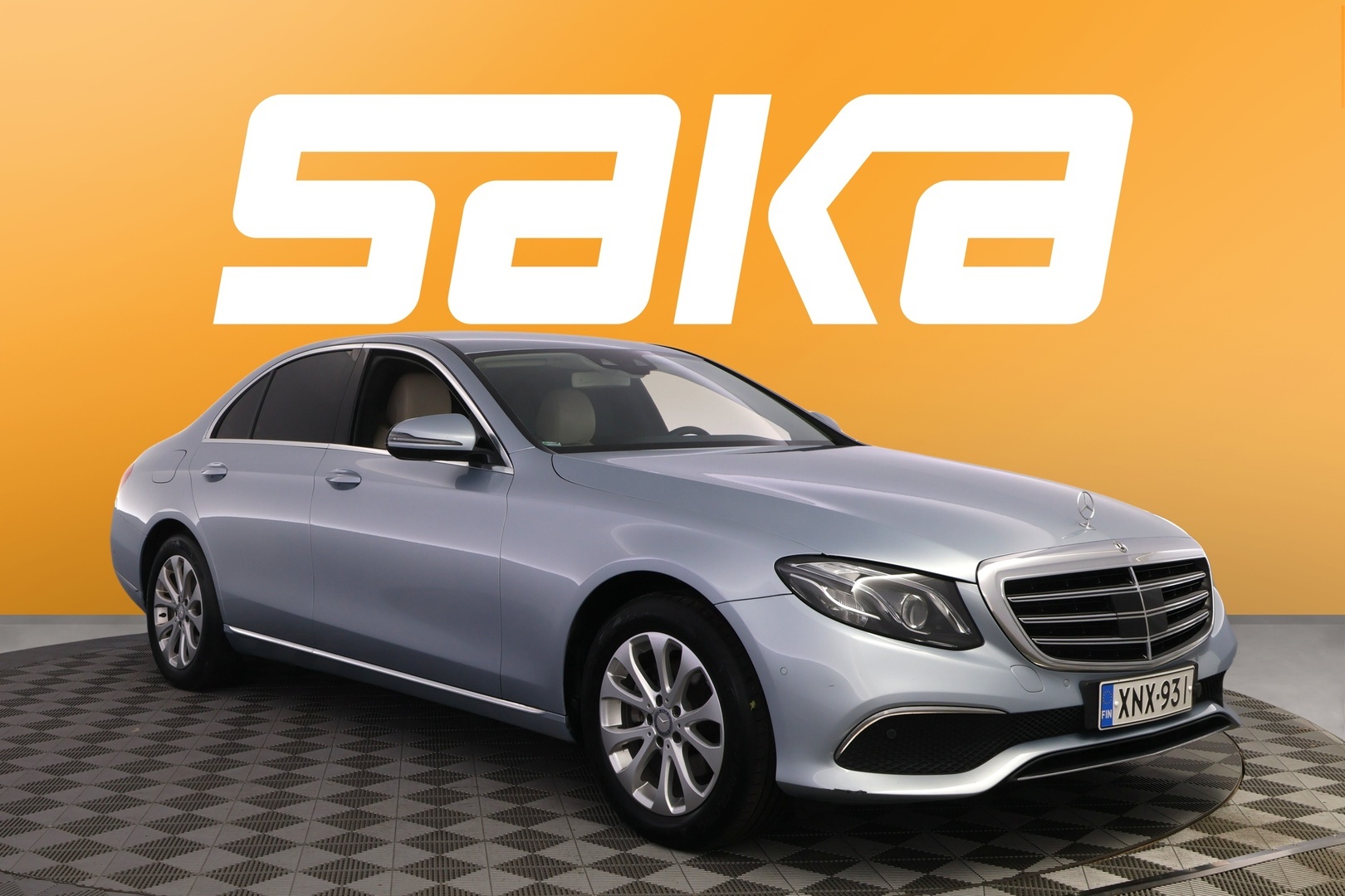 Mercedes-Benz E 220 d A Premium Business