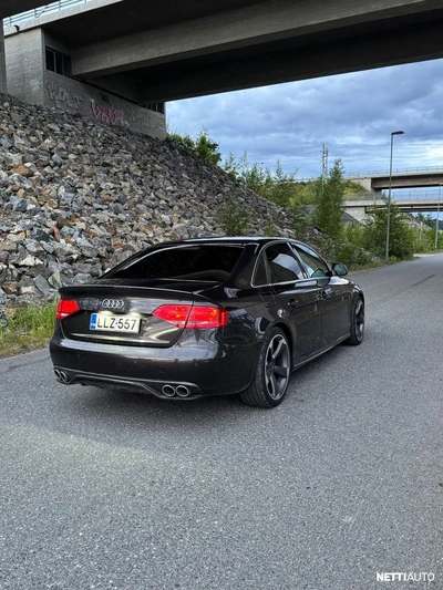 Audi A4 Sedan 3,0 TDI DPF 176 kW quattro 2008, kuva 7/13