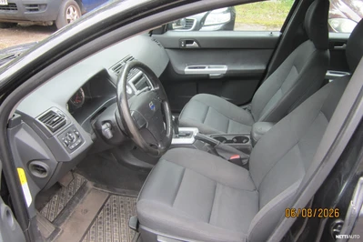 Volvo V50 2004, photo 6/10