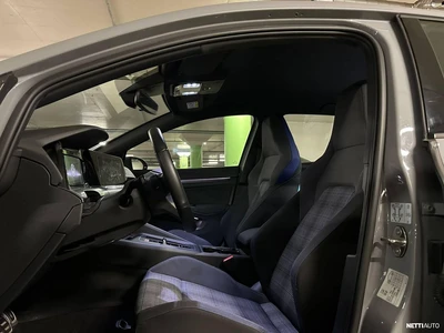 Volkswagen Golf 2022, photo 5/7