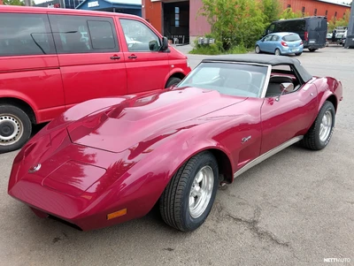 Chevrolet Corvette 1973, kuva 2/13