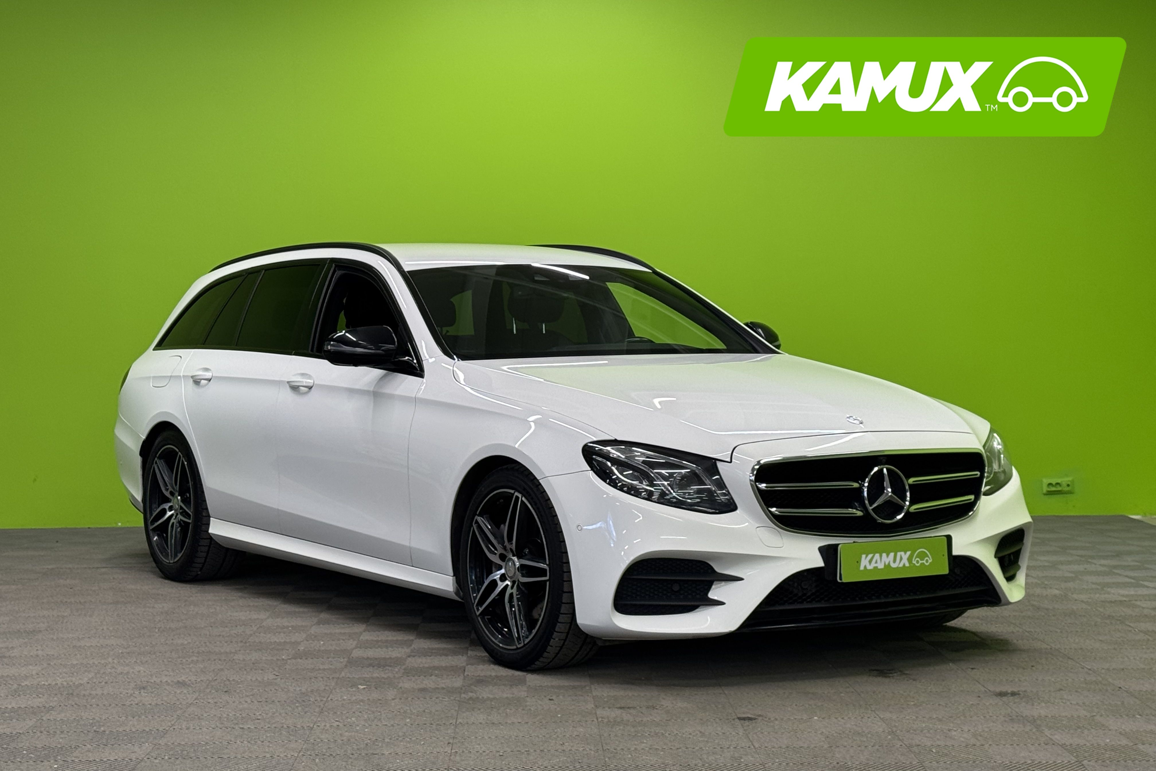 Mercedes-Benz E 220d T A Premium Business AMG