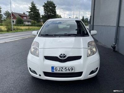 Toyota Yaris 1.4 D4D Linea Sol 2011, kuva 5/10
