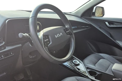 Kia Niro 2023, photo 3/4