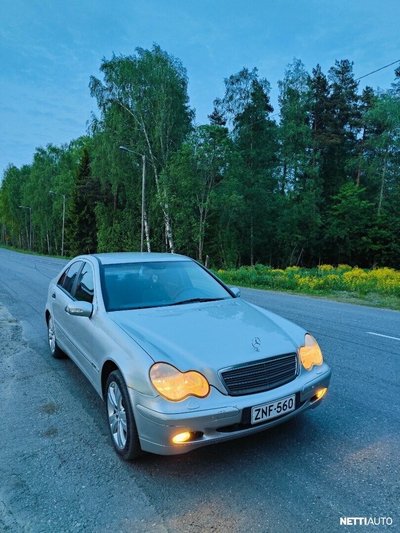 Mercedes-Benz C 180
