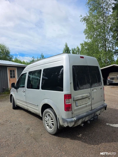 Ford Tourneo Connect 2004, photo 2/12