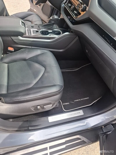 Toyota Highlander 2022, kuva 6/16