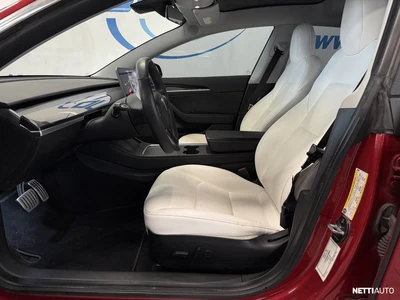 Tesla Model 3 2020, kuva 3/15
