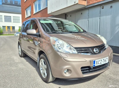 Nissan Note 2011, photo 1/13