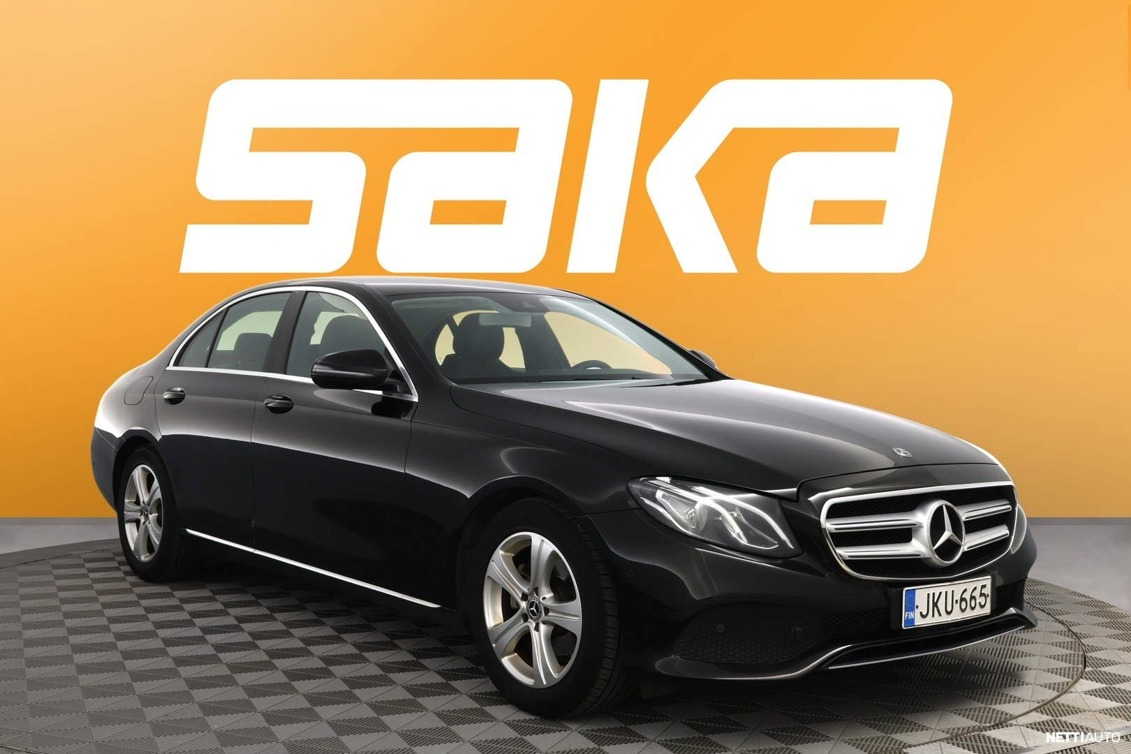 Mercedes-Benz E