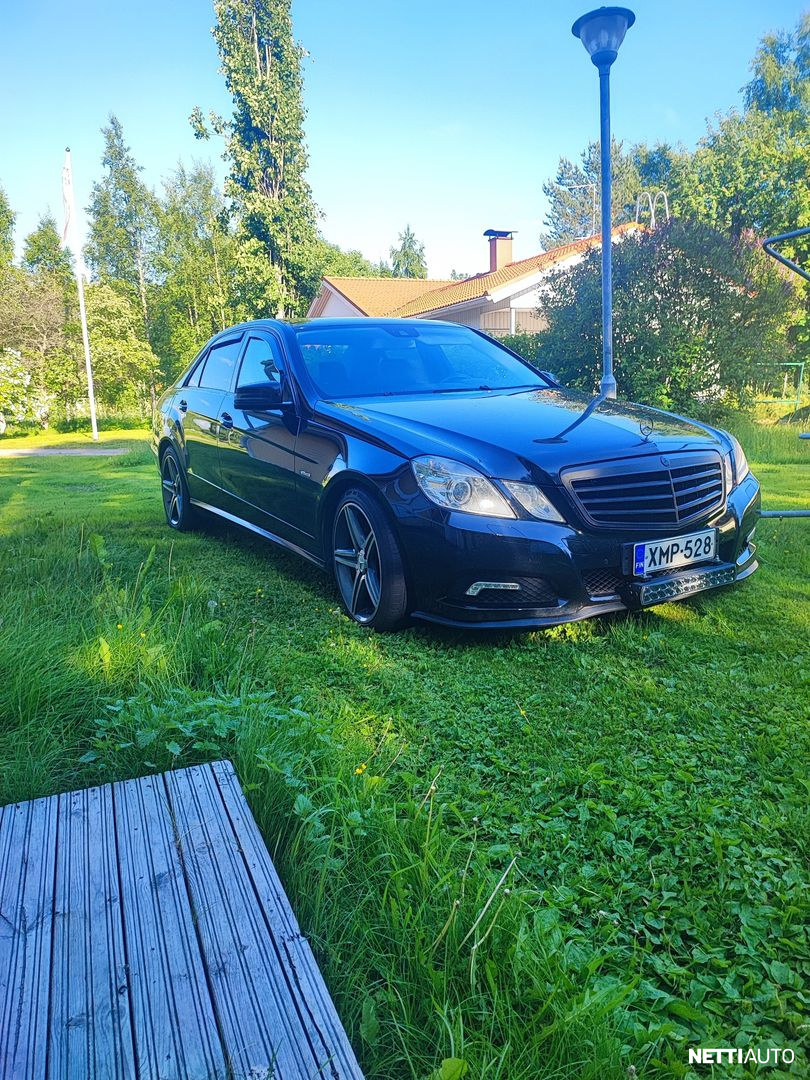 Mercedes-Benz E