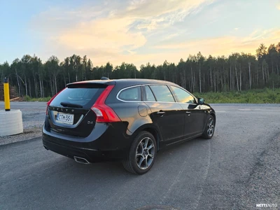 Volvo V60 D4 Ocean Race Business aut 2015, photo 4/11