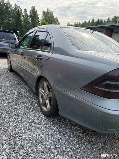 Mercedes-Benz 200 2006, photo 7/14