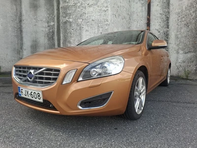 Volvo S60 D3 Summum 2011, photo 3/49