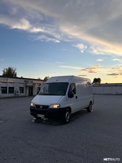 Fiat Ducato Pakettiauto 2004, photo 1/12