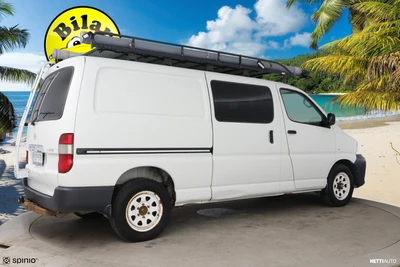 Toyota Hiace 2,5 D-4D 4WD 117 5ov pitkä 2011, photo 7/30