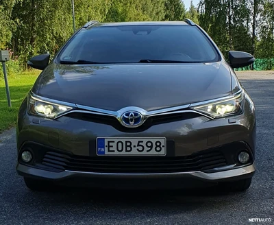Toyota Auris 2017, photo 3/32