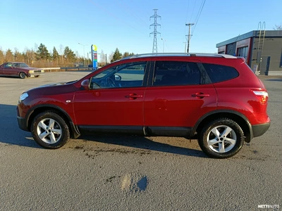 Nissan Qashqai+2 2011, kuva 1/24