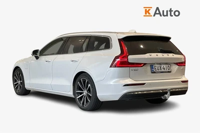 Volvo V60 2024, photo 2/3