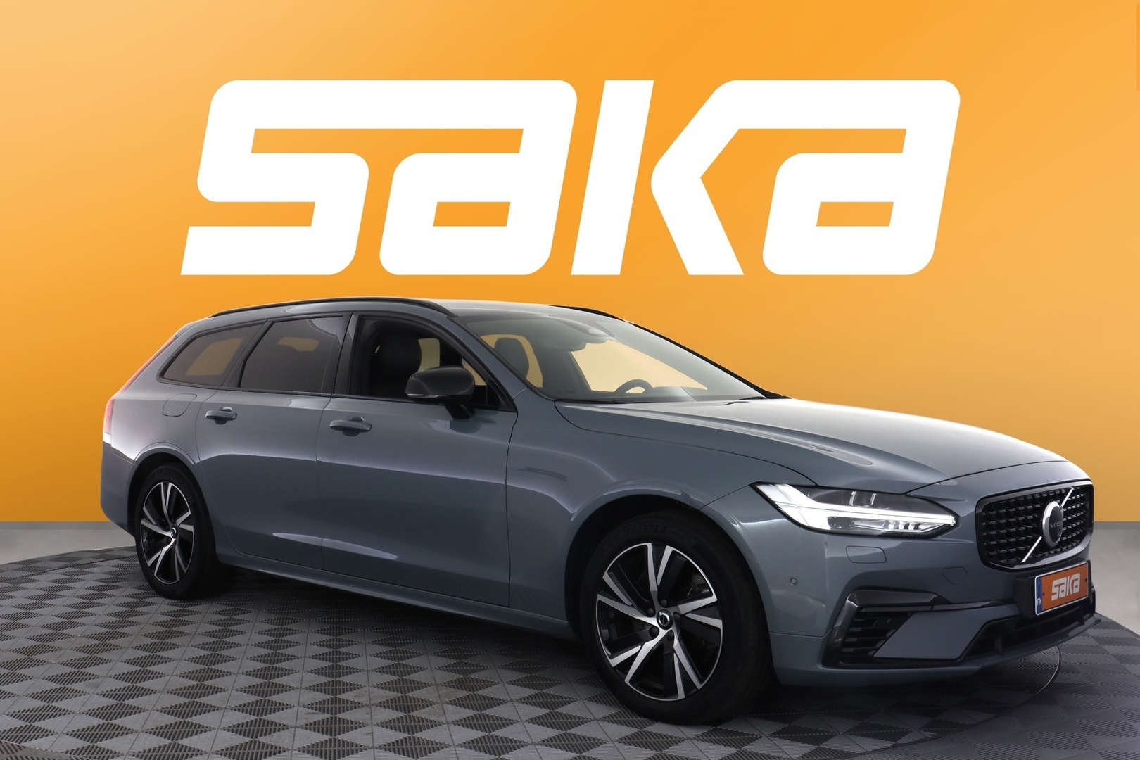 Volvo V90