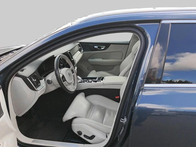 Volvo V60 T8 TwE AWD Inscription aut 2020, kuva 4/4