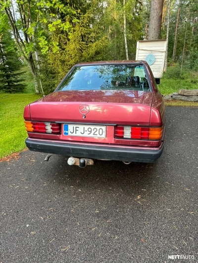 Mercedes-Benz 190 4D SEDAN 190E 1.8 1991, kuva 5/11
