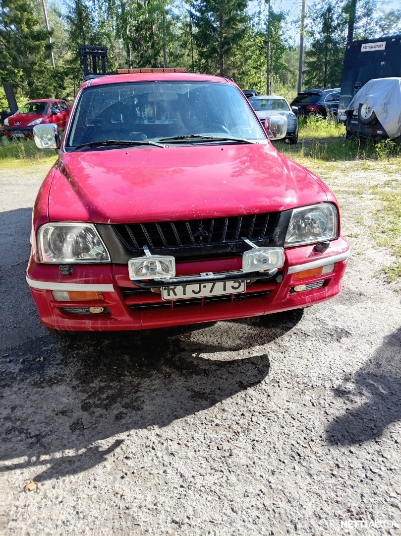 Mitsubishi L200