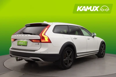 Volvo V90 Cross Country D4 AWD Plus aut 2017, photo 4/37