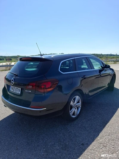 Opel Astra 2013, kuva 5/10