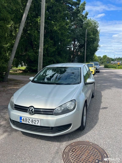 Volkswagen Golf 2009, kuva 1/9