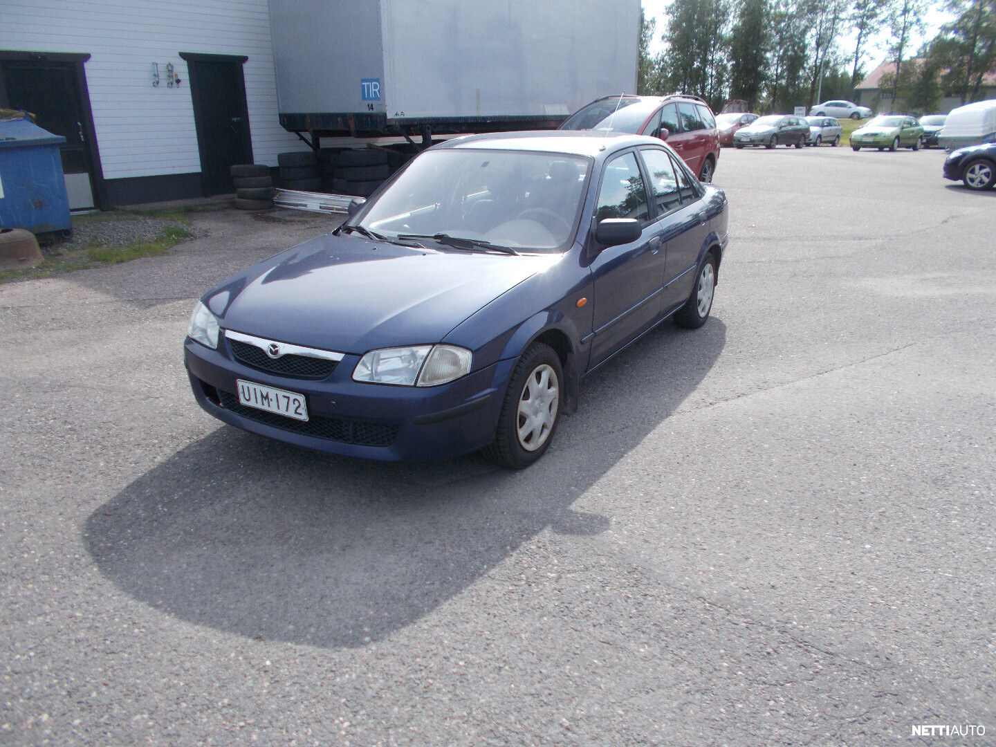Mazda 323
